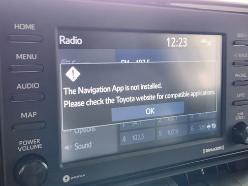 Used 2022 Toyota RAV4 XLE image 22