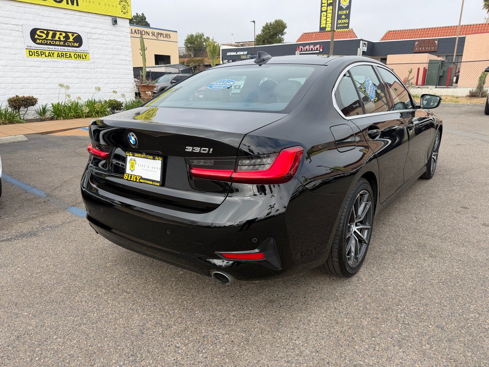 Used 2019 BMW 330i Sedan w/ Convenience Package RWD image 3