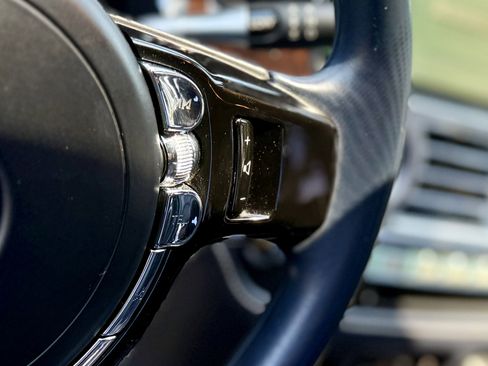 Used 2016 Rolls-Royce Ghost RWD image 26