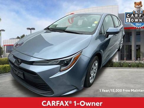 Used 2024 Toyota Corolla LE FWD image 2