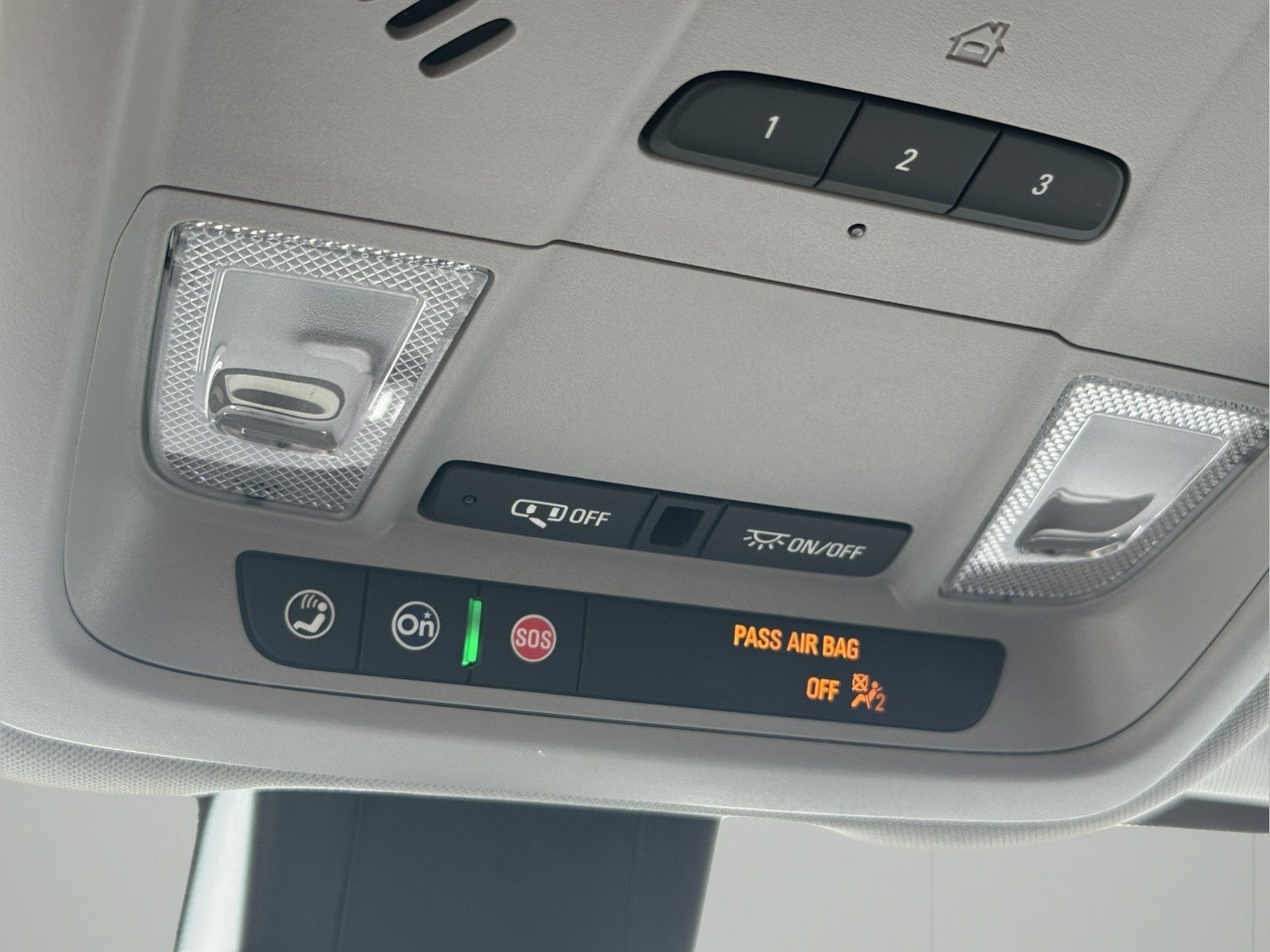 Used 2023 GMC Terrain SLT AWD/4WD image 28