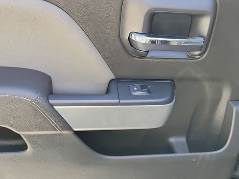 Used 2017 Chevrolet Silverado 1500 LTZ Z71 image 16