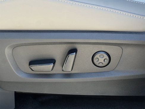 New 2026 INFINITI QX60 Luxe image 20