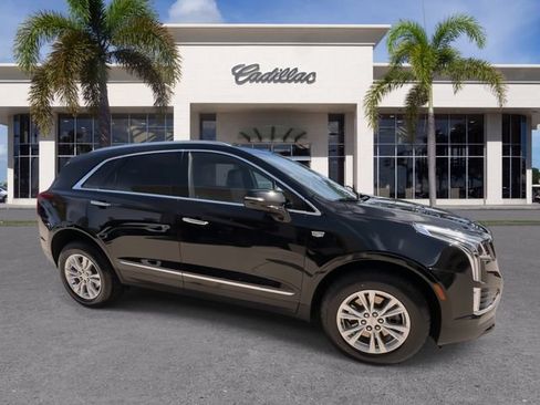 Certified 2024 Cadillac XT5 Luxury FWD image 17