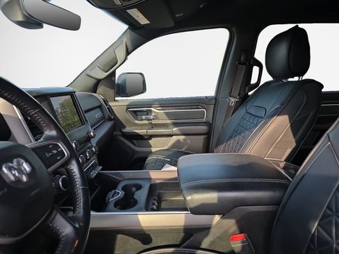 Used 2020 RAM 1500 Big Horn AWD/4WD image 12