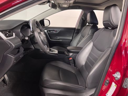 Certified 2024 Toyota RAV4 XLE Premium FWD image 12