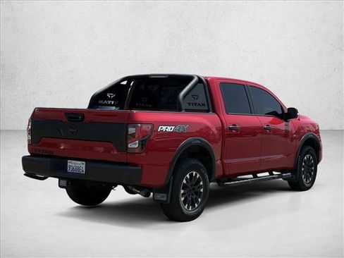 Used 2021 Nissan Titan PRO-4X w/ Pro-4x Convenience Package AWD/4WD image 5