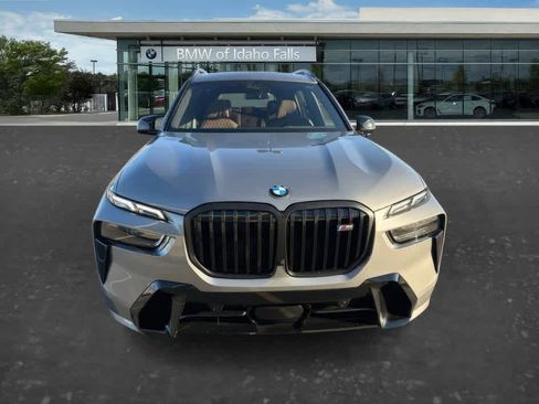 New 2026 BMW X7 M60i image 2