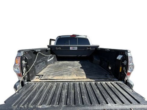 Used 2015 Toyota Tacoma 4x4 Double Cab w/ TRD Off-Road Package image 23