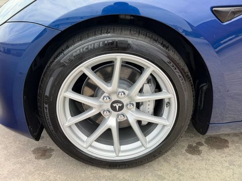 Used 2021 Tesla Model 3 Standard Range Plus RWD image 14