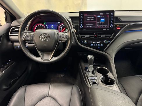 Used 2024 Toyota Camry XSE FWD image 18
