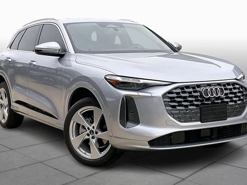 New 2026 Audi Q5 Premium Plus AWD/4WD image 2