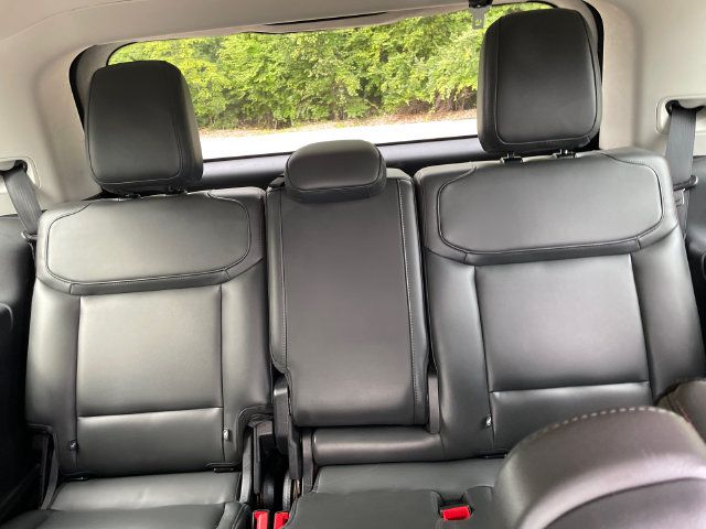 Used 2025 Ford Expedition Active AWD/4WD image 21