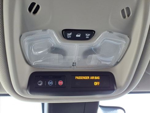 Used 2020 Buick Encore GX Select w/ Sport Touring Package image 19