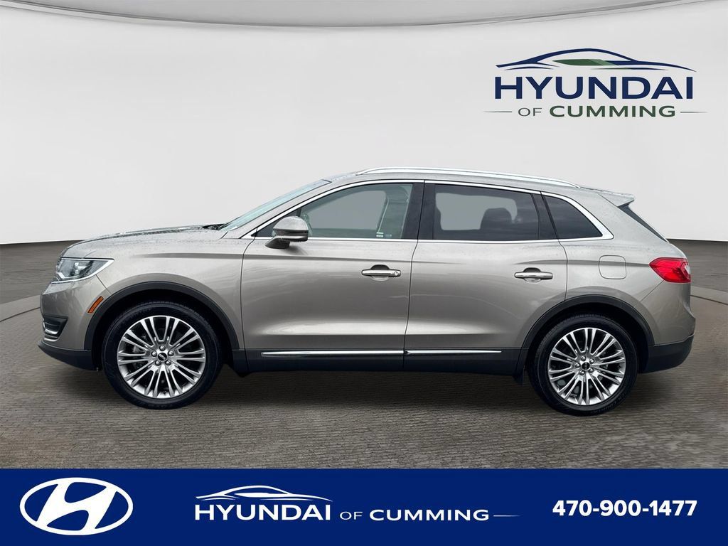 Used 2018 Lincoln MKX Reserve w/ Driver Assistance Package FWD image 4