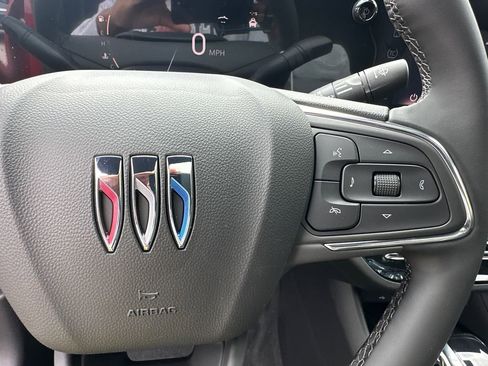 New 2026 Buick Envista Avenir FWD image 26