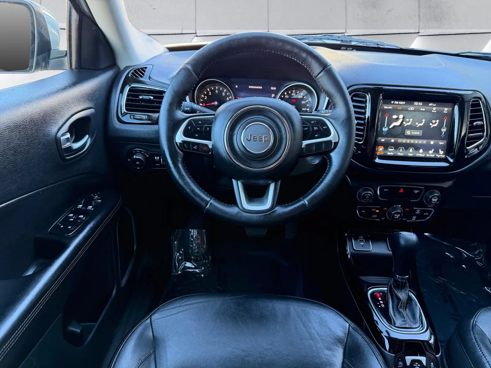 Used 2018 Jeep Compass Limited w/ Navigation Group FWD image 14