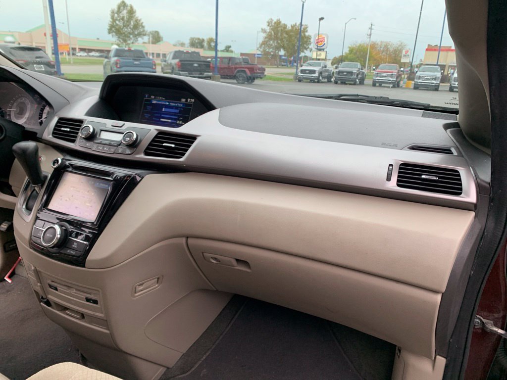 Used 2016 Honda Odyssey SE image 26