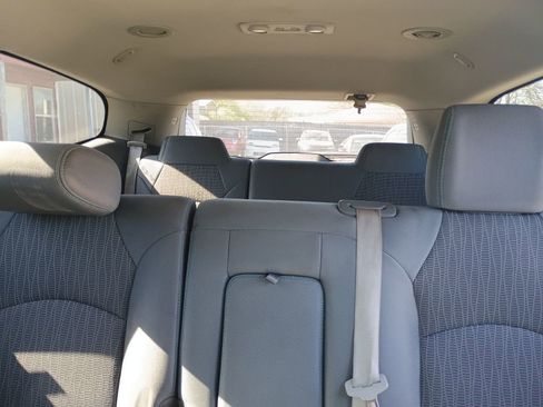 Used 2017 Chevrolet Traverse LS FWD image 36