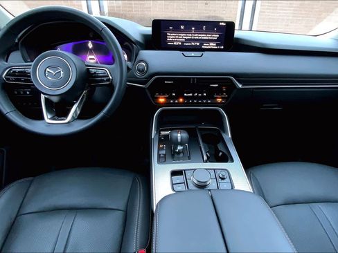 Used 2024 MAZDA CX-90 Plug-In Hybrid w/ Premium Pkg image 16