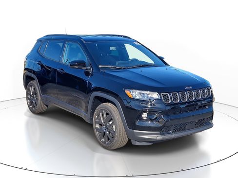 New 2026 Jeep Compass Limited image 2