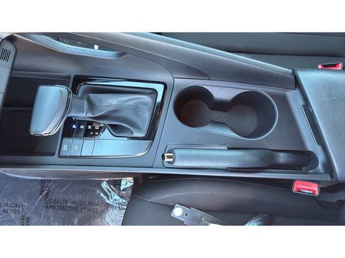 Certified 2025 Hyundai Elantra Sport FWD image 16