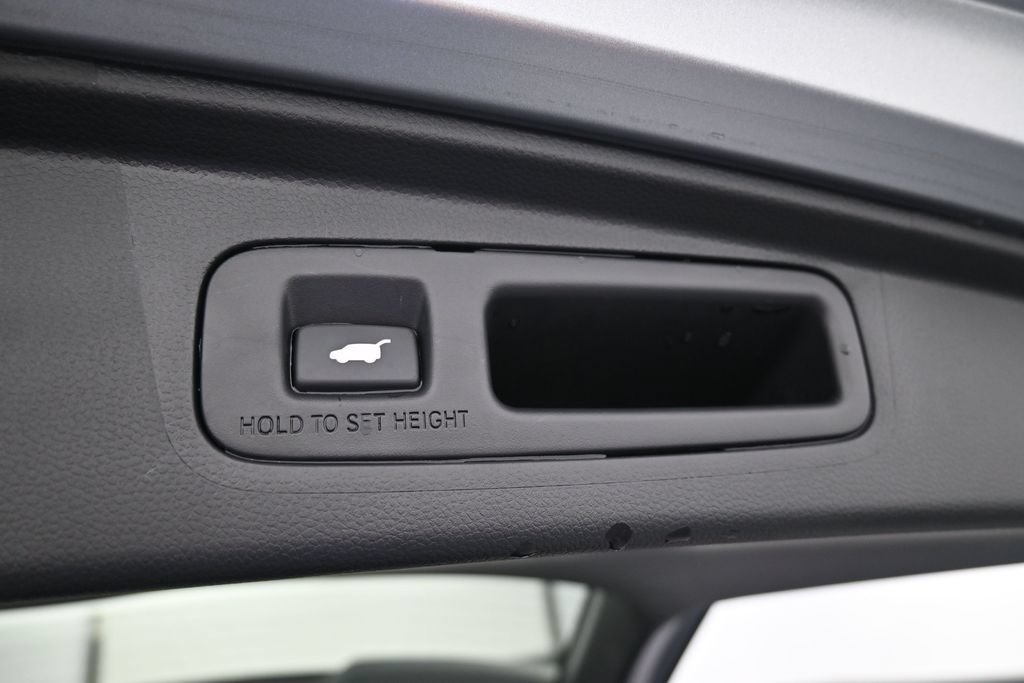 Used 2026 Honda CR-V EX-L image 17
