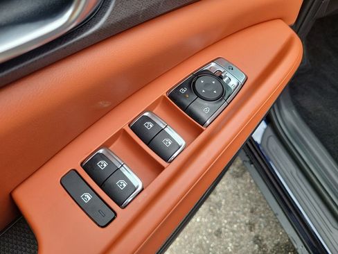 New 2026 Kia Carnival EX FWD image 21