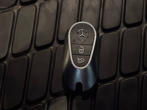 Used 2025 Mercedes-Benz C 300 4MATIC Sedan image 53