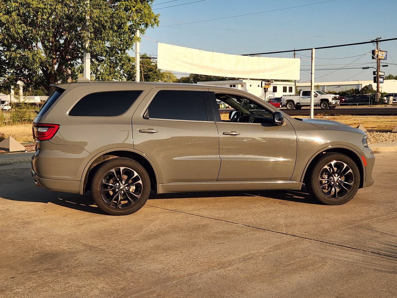 Used 2021 Dodge Durango R/T w/ Blacktop Package AWD/4WD image 8
