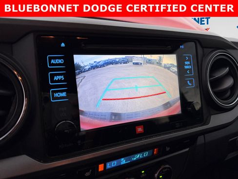 Used 2016 Toyota Tacoma TRD Sport RWD image 16
