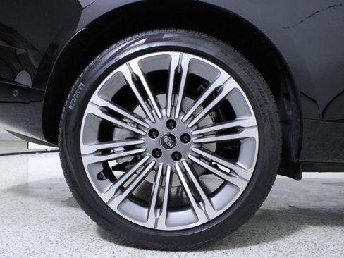 Used 2024 Land Rover Range Rover SE image 8