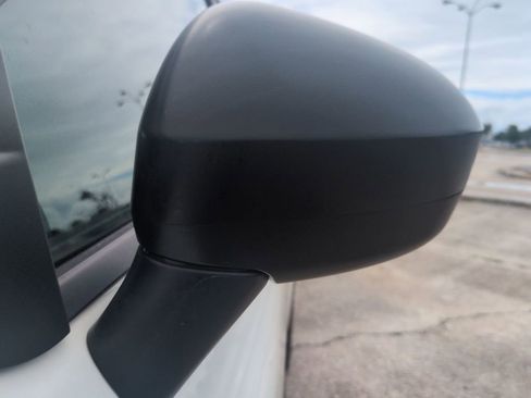 Used 2023 Nissan Rogue S FWD image 11