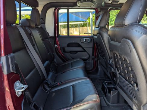 Used 2021 Jeep Gladiator Rubicon image 25