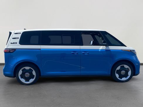 New 2025 Volkswagen ID. Buzz Pro S image 6