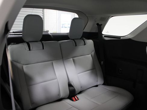 New 2026 Ford Explorer Platinum w/ LUX Leather Package image 33