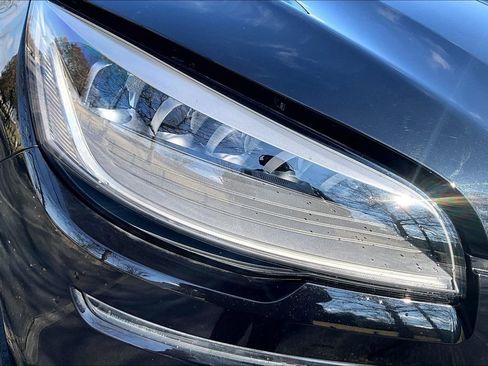 Certified 2022 Lincoln Aviator Reserve w/ Equipment Group 201A image 29