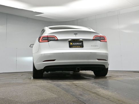 Used 2019 Tesla Model 3 Long Range image 41