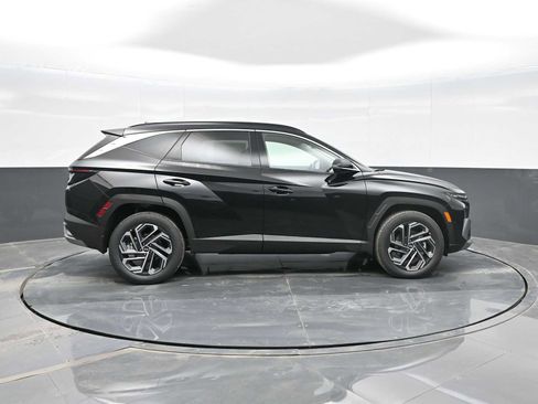 New 2026 Hyundai Tucson Limited image 9