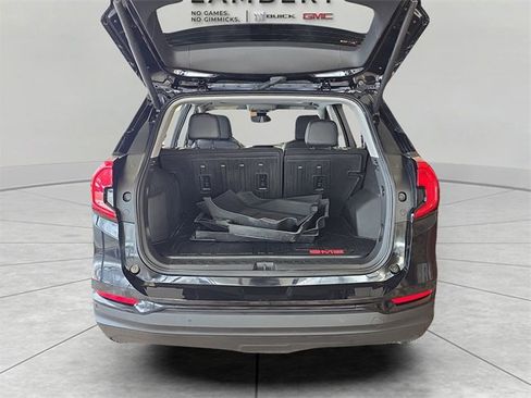 Used 2023 GMC Terrain SLT w/ Infotainment Package II image 27
