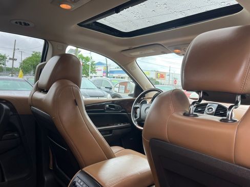 Used 2014 Buick Enclave Leather w/ LPO, Cargo Convenience Pkg AWD/4WD image 28