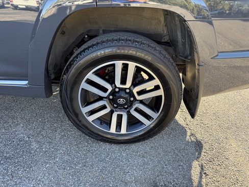 Used 2024 Toyota 4Runner Limited image 36