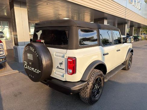 Certified 2024 Ford Bronco Black Diamond AWD/4WD image 12
