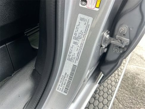 Used 2023 RAM 1500 Big Horn image 32