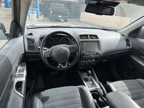 Used 2024 Mitsubishi Outlander Sport SE image 12