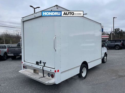 New 2024 Ford E-450 and Econoline 450 Super Duty w/ Driver's Safety Package image 4