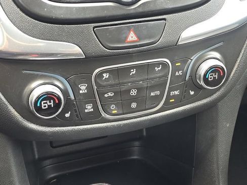 Used 2020 Chevrolet Equinox LT FWD image 31
