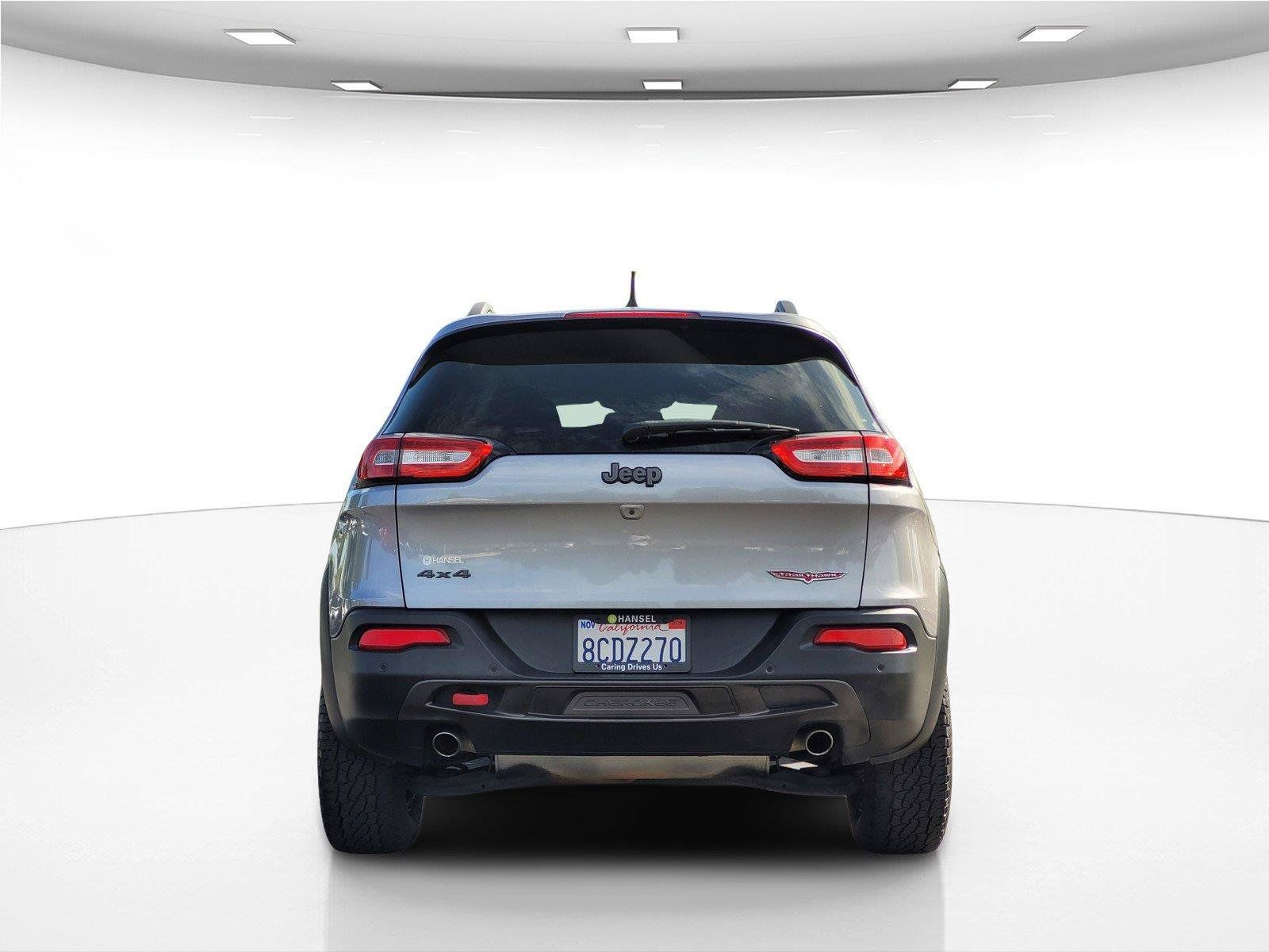 Used 2018 Jeep Cherokee Trailhawk w/ Comfort/Convenience Group AWD/4WD image 7