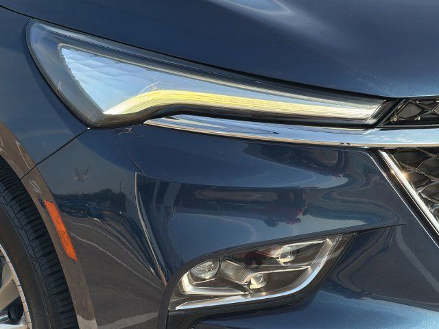 Used 2023 Buick Enclave Avenir w/ Avenir Technology Package FWD image 32