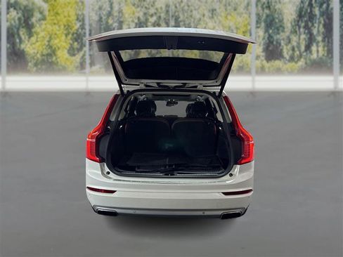 Used 2020 Volvo XC90 T6 Momentum w/ Protection Package Premier AWD/4WD image 13